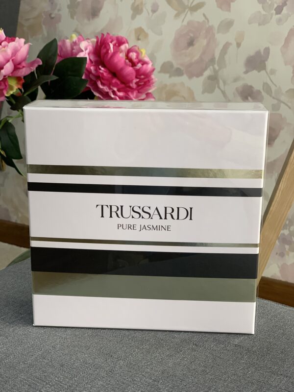 Trussardi Pure Jasmín eau de parfum 60ml + crema corporal de regalo cofre perfume mujer - Imagen 5